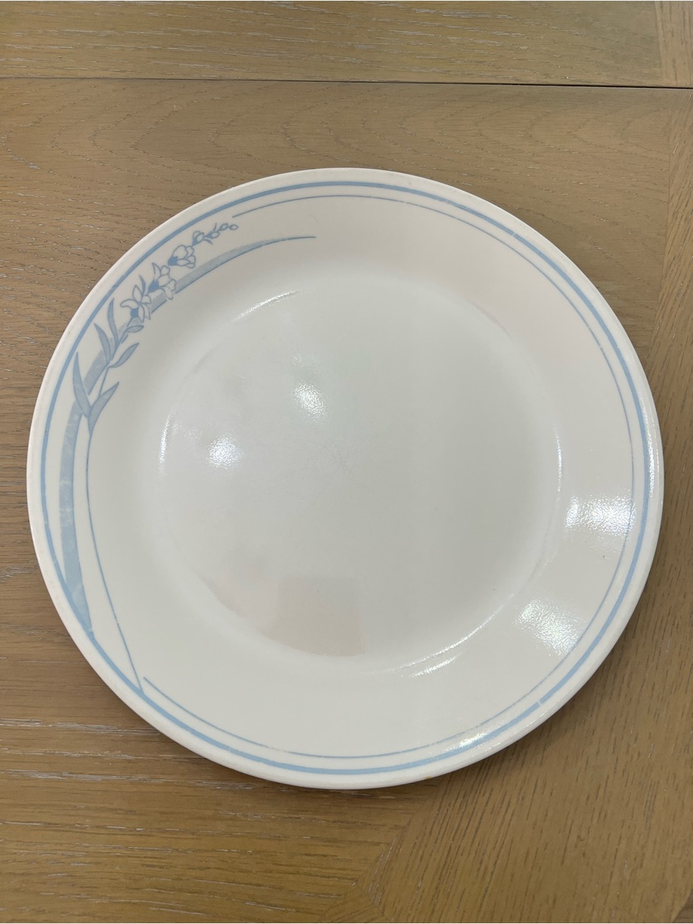Corelle Blue Lily pattern dinner plate